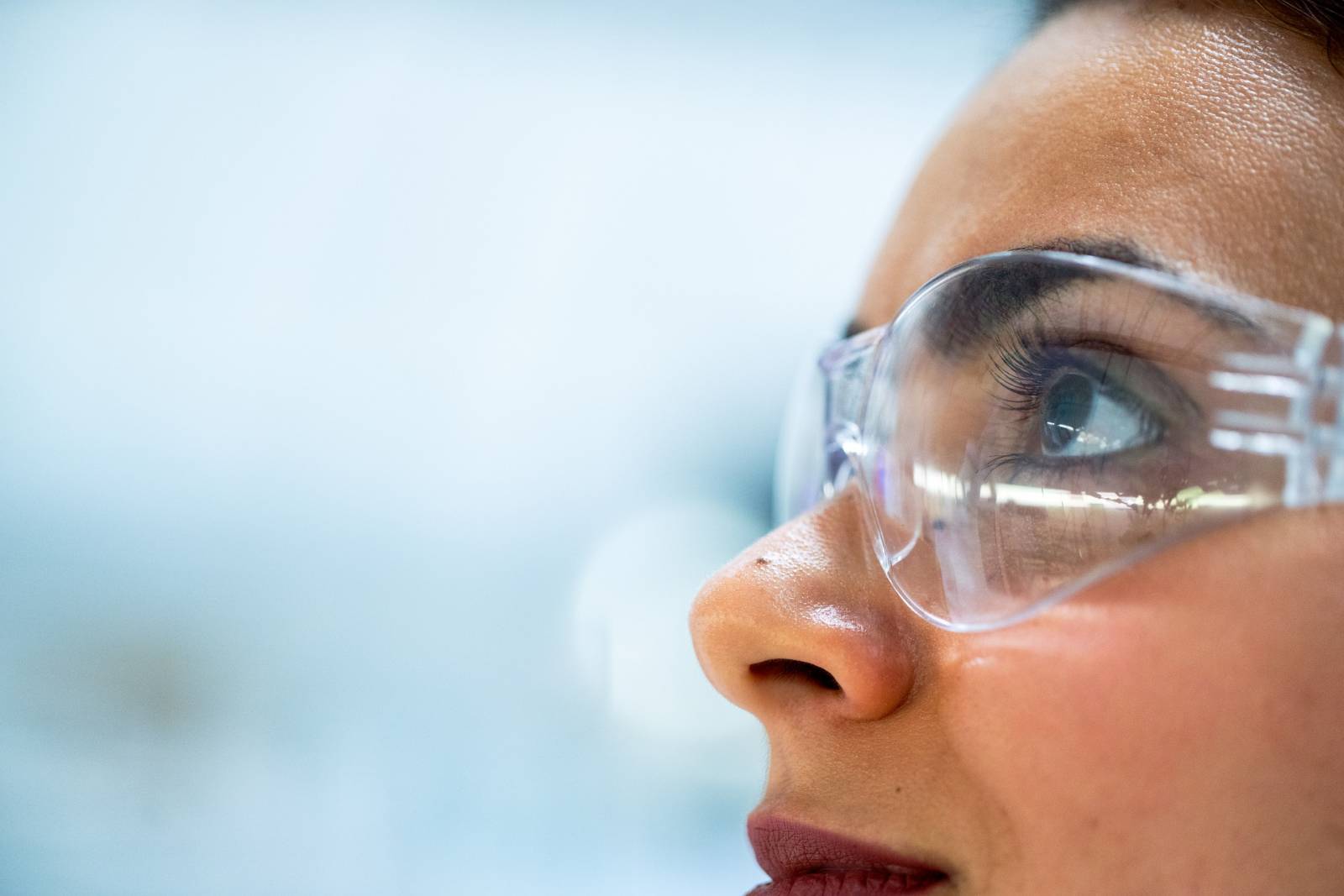 Lunettes de protection dans le milieu médical